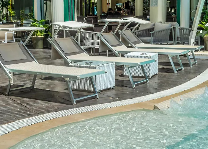 Park & Restaurant فندق كاتوليكا