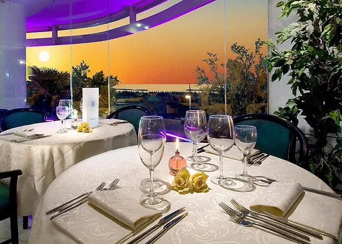 Park & Restaurant فندق كاتوليكا