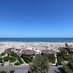 Park & Restaurant