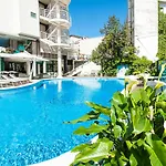 Park & Restaurant Hotel