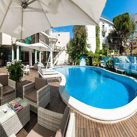 Park & Restaurant Отель 4*