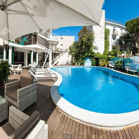 Park & Restaurant קאטוליקה