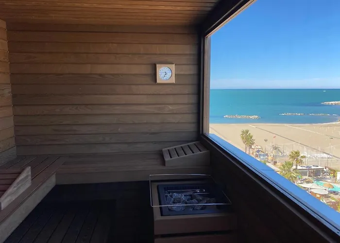 Park & Restaurant فندق 4*