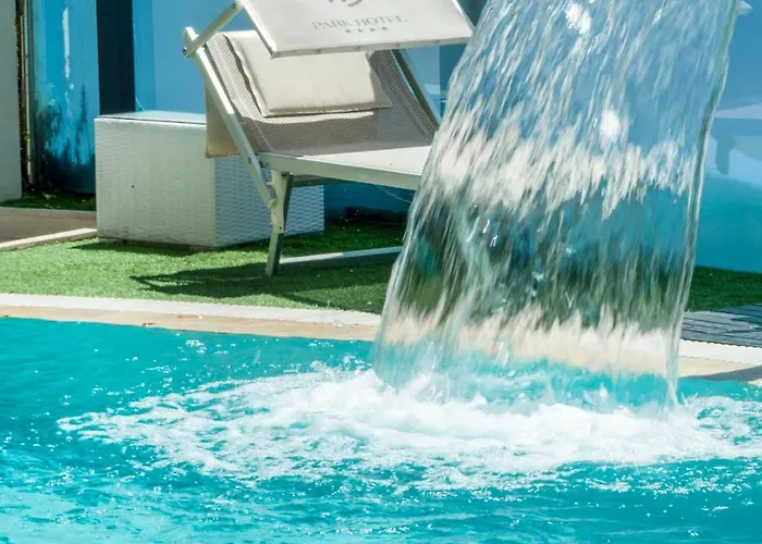 Park & Restaurant 4*