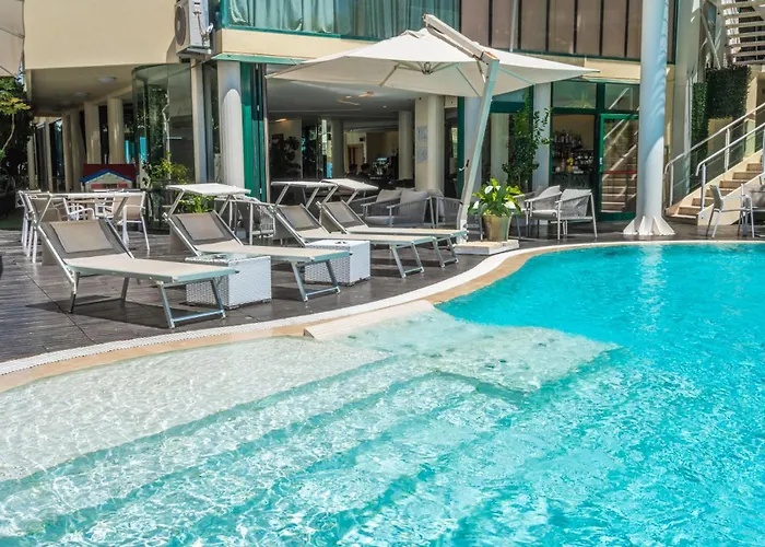 Park & Restaurant 4*