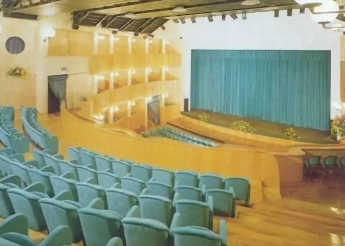 מלון Park & Restaurant 4*