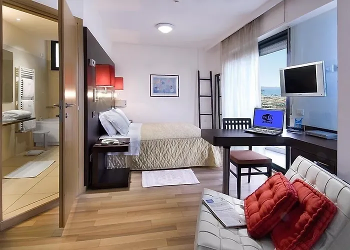 Park & Restaurant 4*